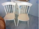 Picture of Pine Round Pedestal Table and 4 Farmhouse Chairs