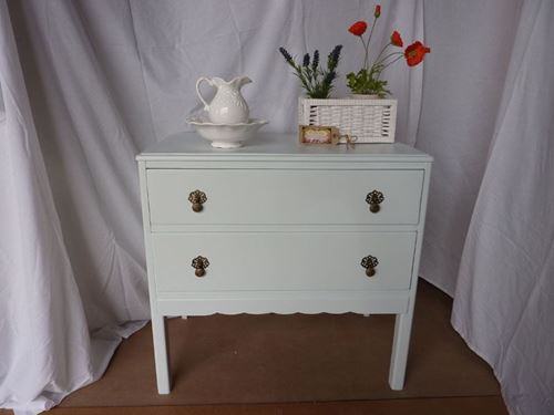 Picture of 2 Drawer Vintage Chest
