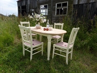 Picture of Oval Pine Farmhouse Table and 4 Chairs