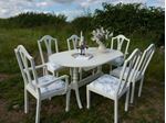 Picture of Classical Table with 6 Chairs