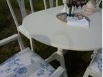 Picture of Classical Table with 6 Chairs