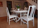 Picture of Extendable Dining Table with 4 Chairs