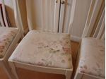 Picture of Extendable Dining Table with 4 Chairs