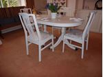 Picture of Extendable Dining Table with 4 Chairs
