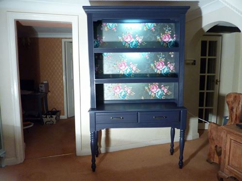Picture of Colonial Dresser