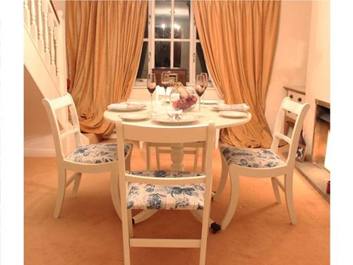Picture of Shabby Chic Tilting Dining Table with 4 Chairs