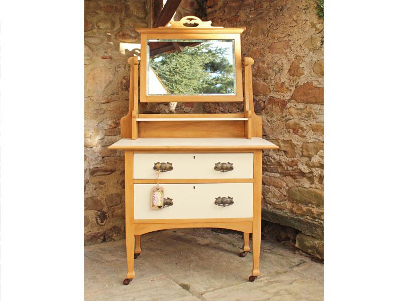 Vintage oak on sale dressing table