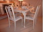 Picture of Shabby Chic Extendable Dining Table with 6 Chairs