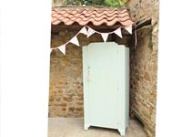 Picture of Vintage Single Wardrobe