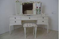 Picture of Stag Dressing Table – Birds and Blossoms