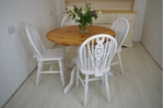 Picture of Round Pine Pedestal Table and 4 Wheelback Chairs