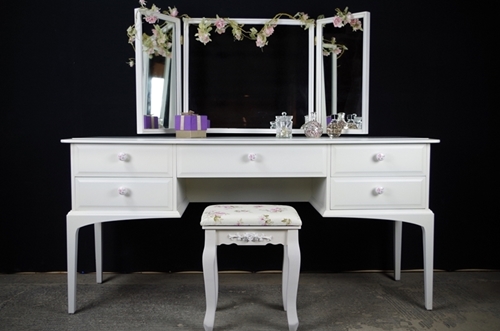 Picture of Stag Dressing Table and Stool - Vintage Roses