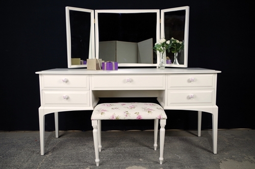 Picture of Stag Dressing Table and Stool - English Roses