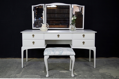 Picture of Stag Minstrel Dressing Table +Stool -Ammonite -Birds & Blossoms