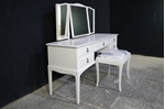 Picture of Stag Minstrel Dressing Table with Stool in Ammonite