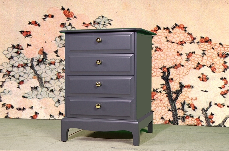 Stag Minstrel 4 Drawer Chest Bedside Table Painted Vintage