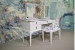Picture of Stag Minstrel Dressing Table with Stool in Pointing (FF1751)