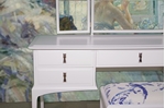 Picture of Stag Minstrel Dressing Table with Stool in Pointing (FF1751)